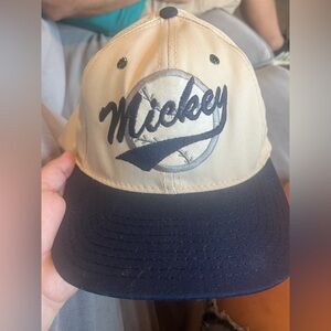 Tan/ Navy vintage 90’s leather back All Stars hat